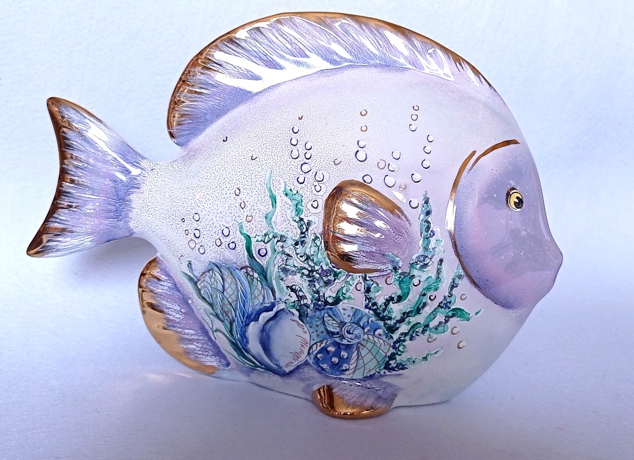Pesce grande in Porcellana "Nereus" dipinto a mano
